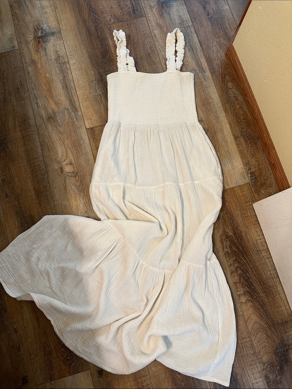 Marine Layer Cream Smocked Tank with Ruffle Straps set meet dress size M